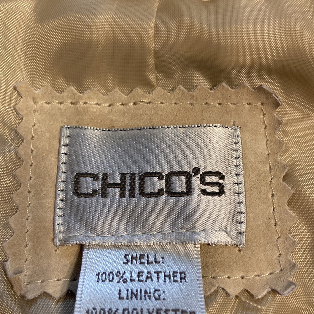 Chicos Leather Jacket excellent condition with front zipper tan color - Picture 10 of 16